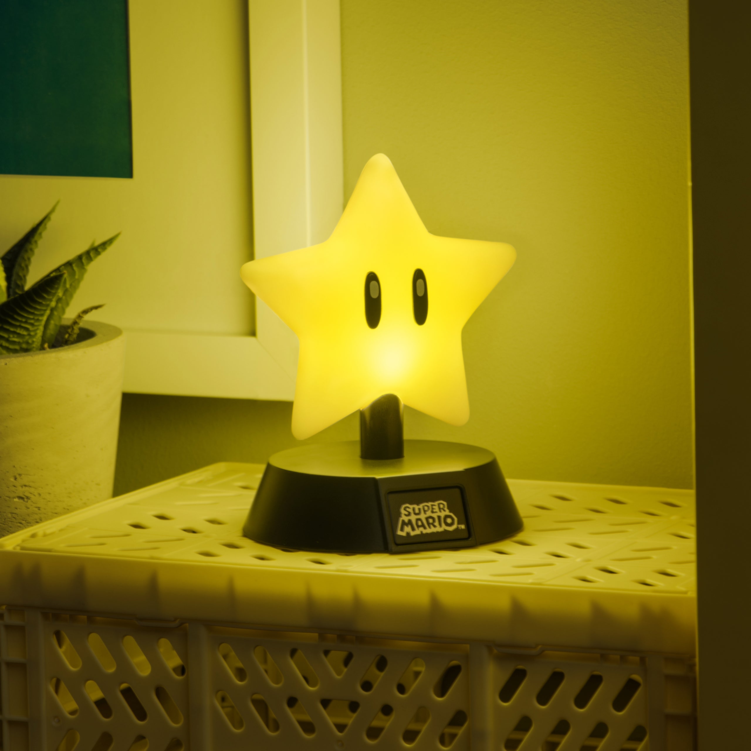 Super Mario Star Icon Light